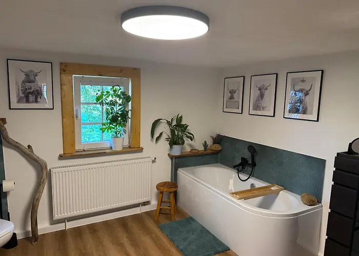 Lauenhainer Alm Апартаменты *